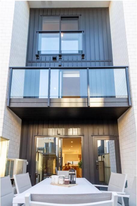 3 Minutes Walk To Riverside Market 4Bed4Bath Christchurch Exteriér fotografie